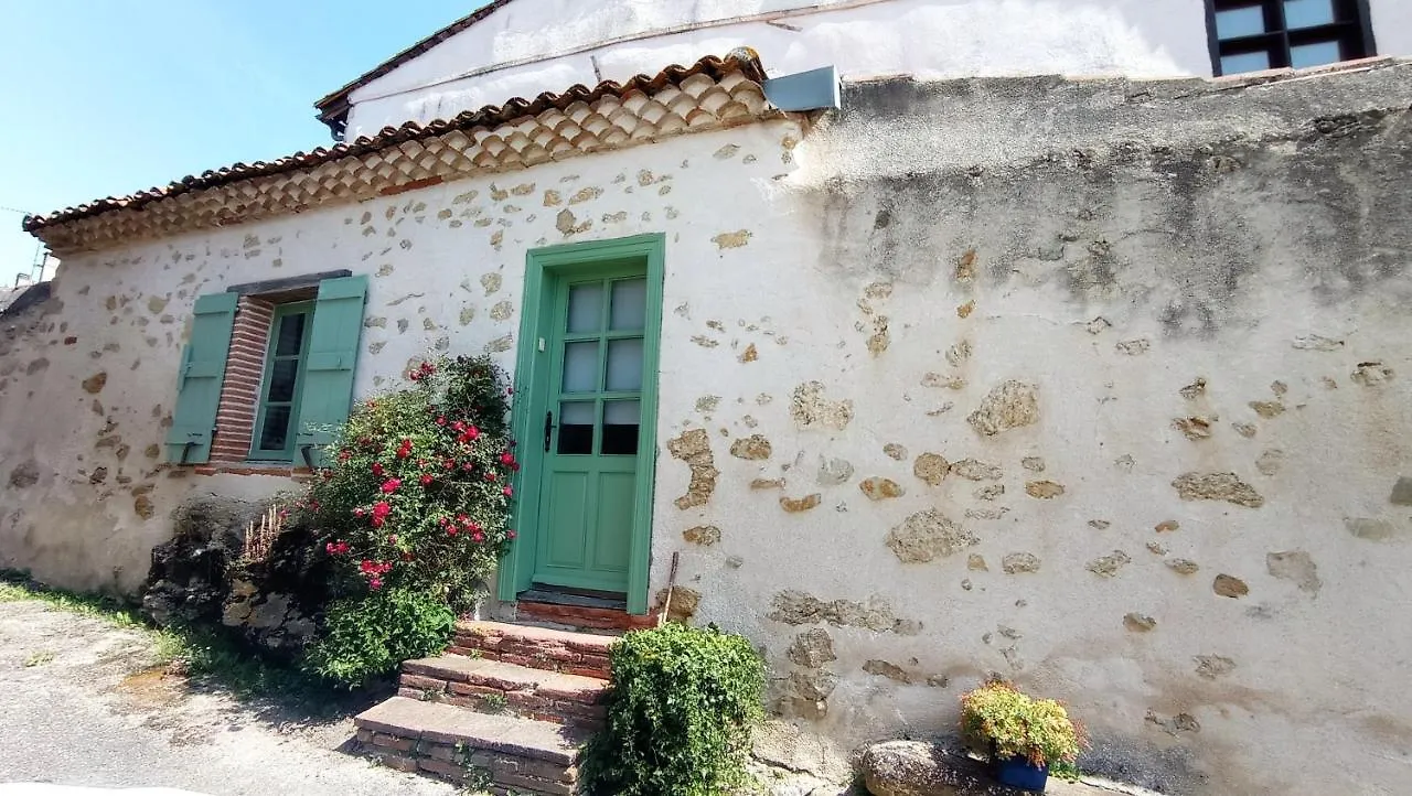 St Ybars Chez Annick Et Alain Apartment Saint-Ybars 0*,  France
